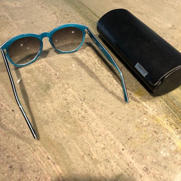 Derek Lam Sammy Sunglasses Teal Turquoise‎ Black Hard Case Sold Out $285 - Picture 3 of 8